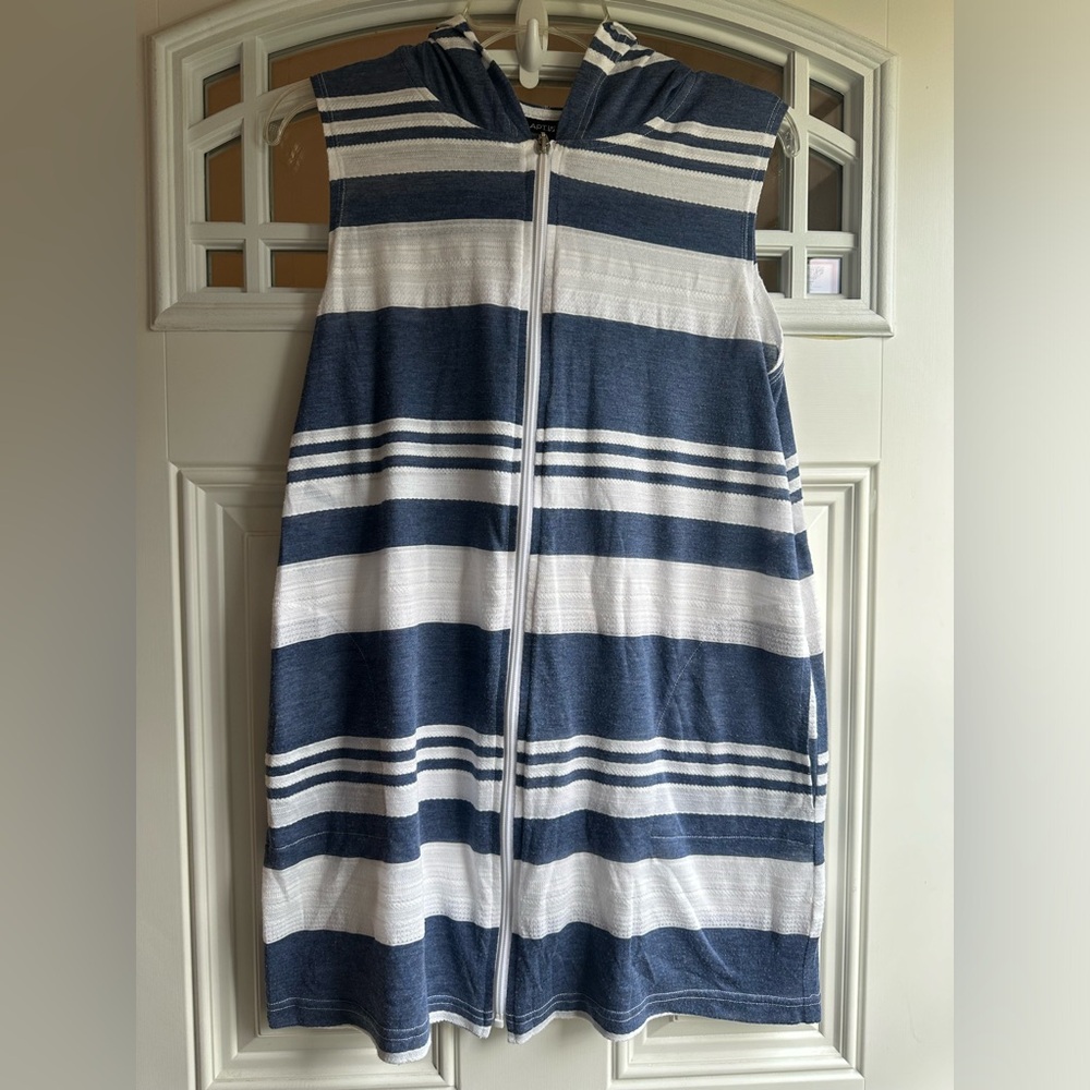 Striped Size L Swim Cover up White Blue Stripe